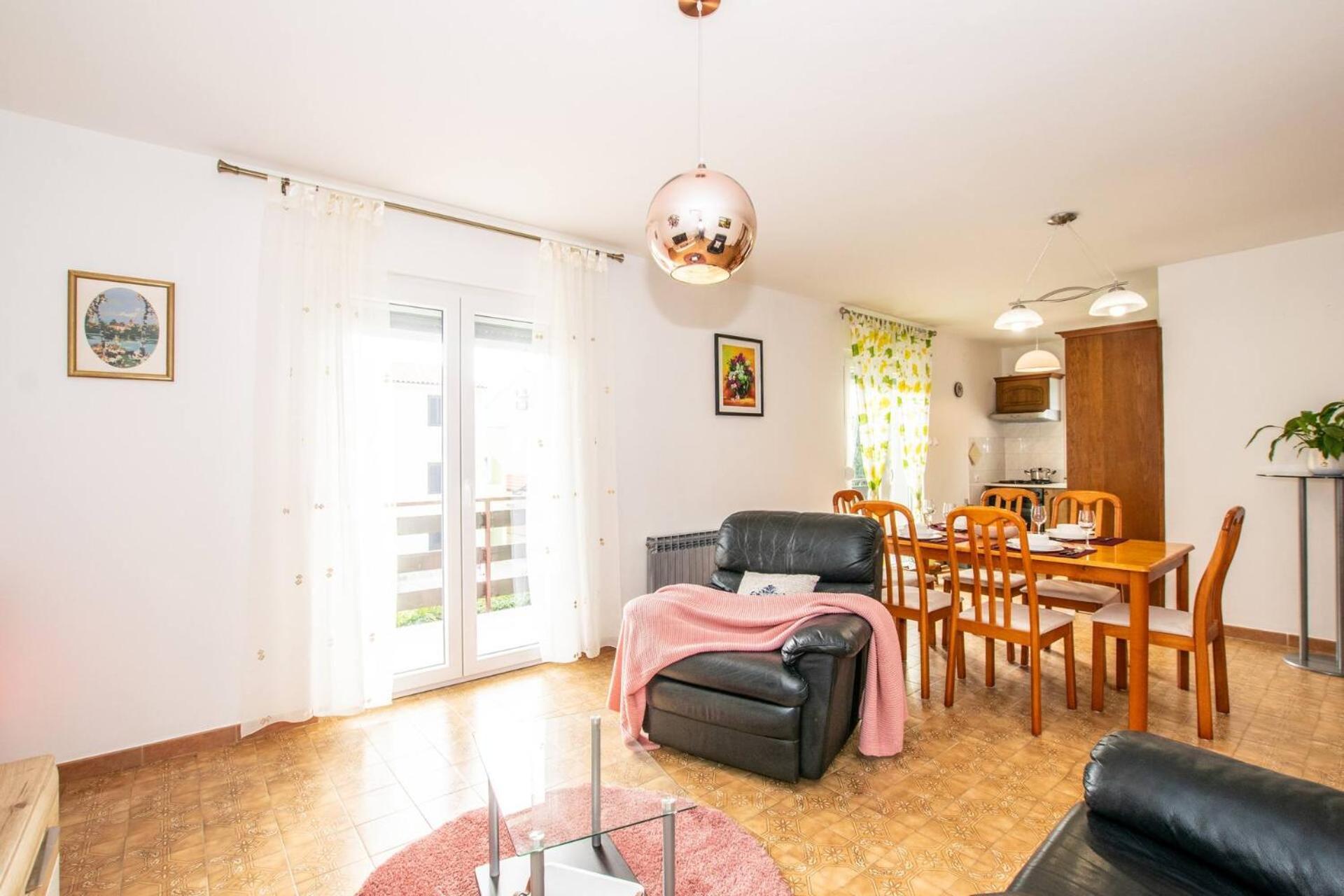 Family House With 2 Apartments - Irma Medulin Extérieur photo