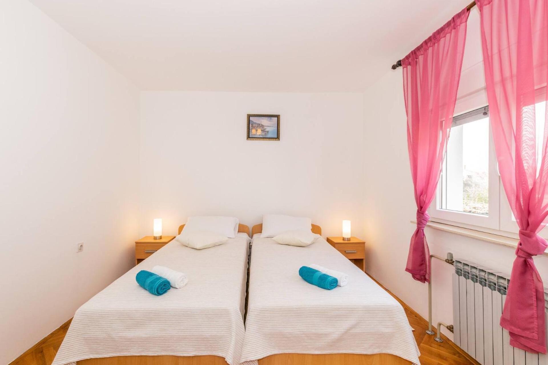 Family House With 2 Apartments - Irma Medulin Extérieur photo