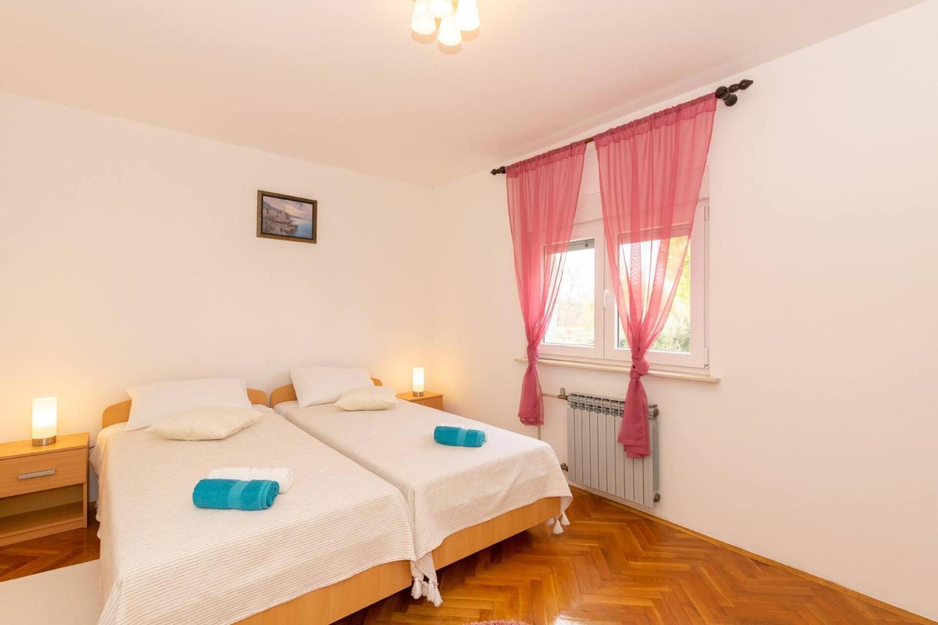 Family House With 2 Apartments - Irma Medulin Extérieur photo