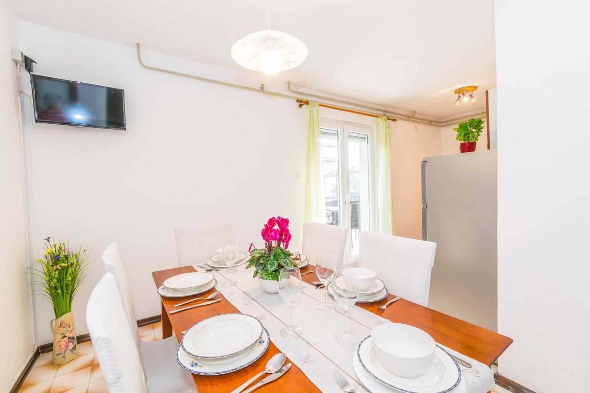 Family House With 2 Apartments - Irma Medulin Extérieur photo