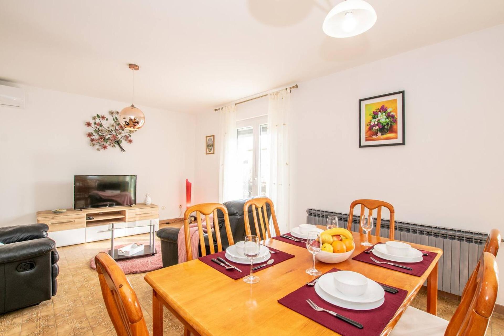 Family House With 2 Apartments - Irma Medulin Extérieur photo